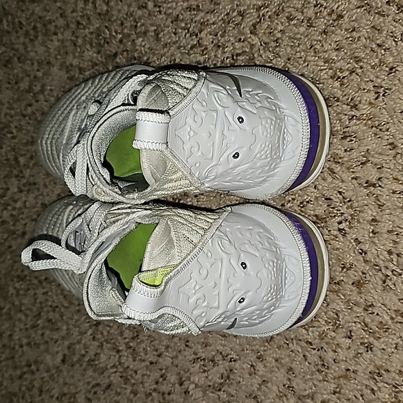 NIKELeBron 16 Buzz Lightyear Athletic Sneakers - Picture 2 of 9